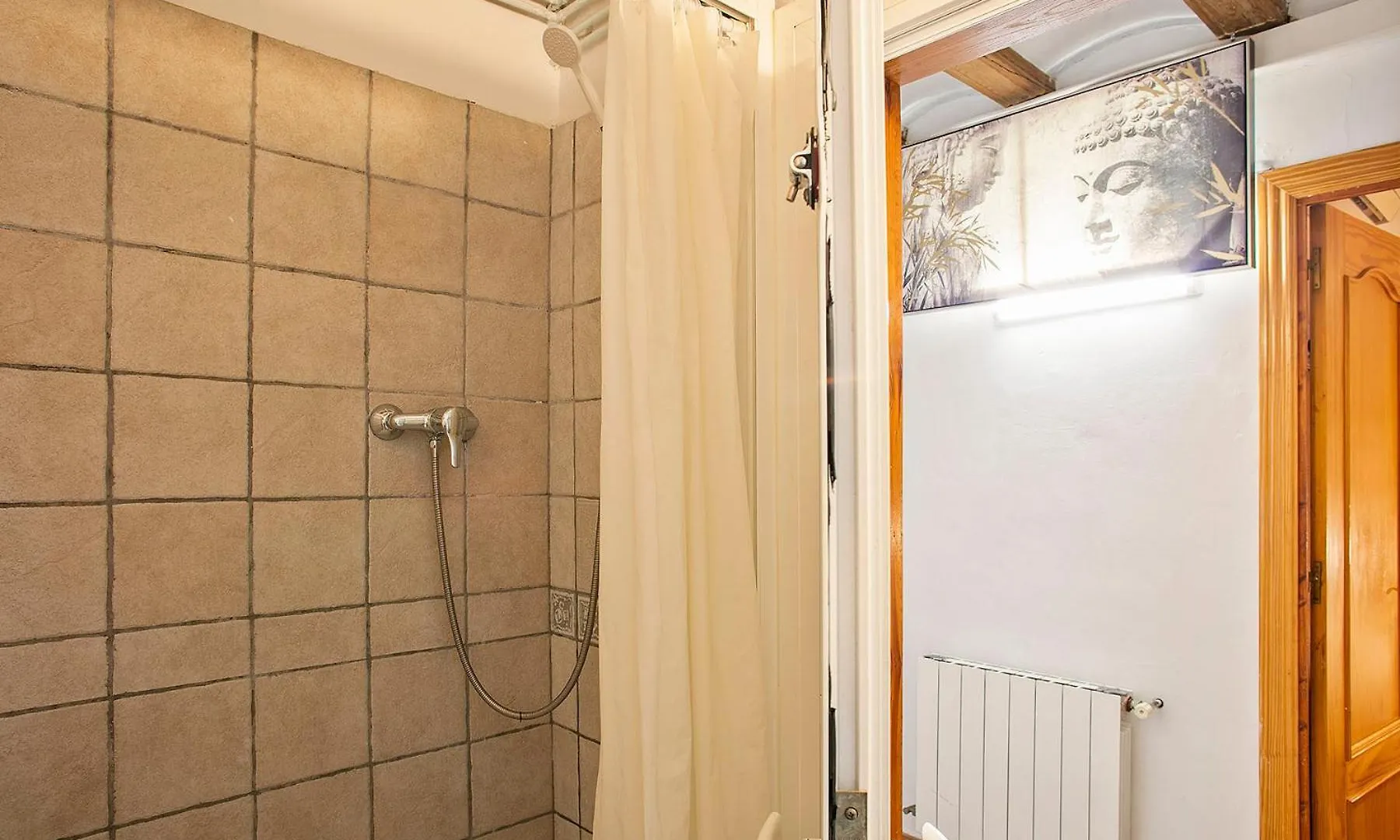 Las Ramblas, Comfort In Bcn For 8 Persons 바르셀로나 0*,  스페인